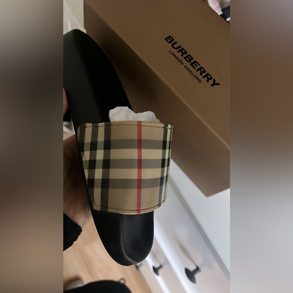 Burberry slides